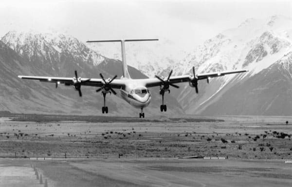 About - De Havilland Canada